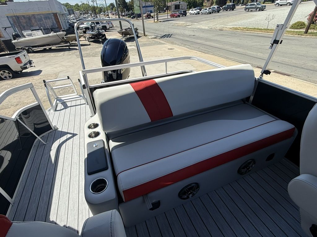 2026 SunCatcher Select 322SL Pontoon