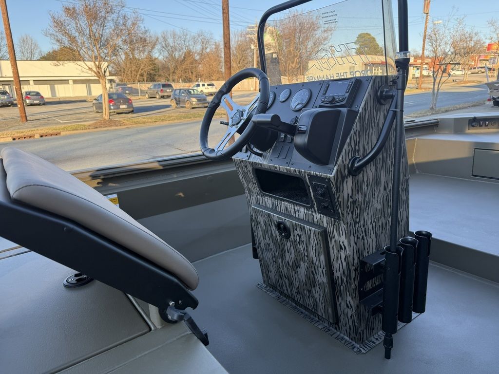 2026 THOR Boats 1900 Lake Hammer Center Console Boat