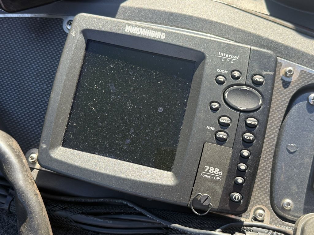 2011 Ranger Z119 Boat
