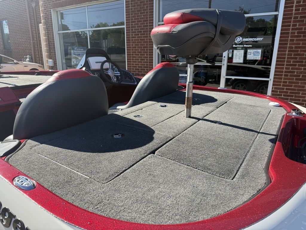 2011 Ranger Z119 Boat