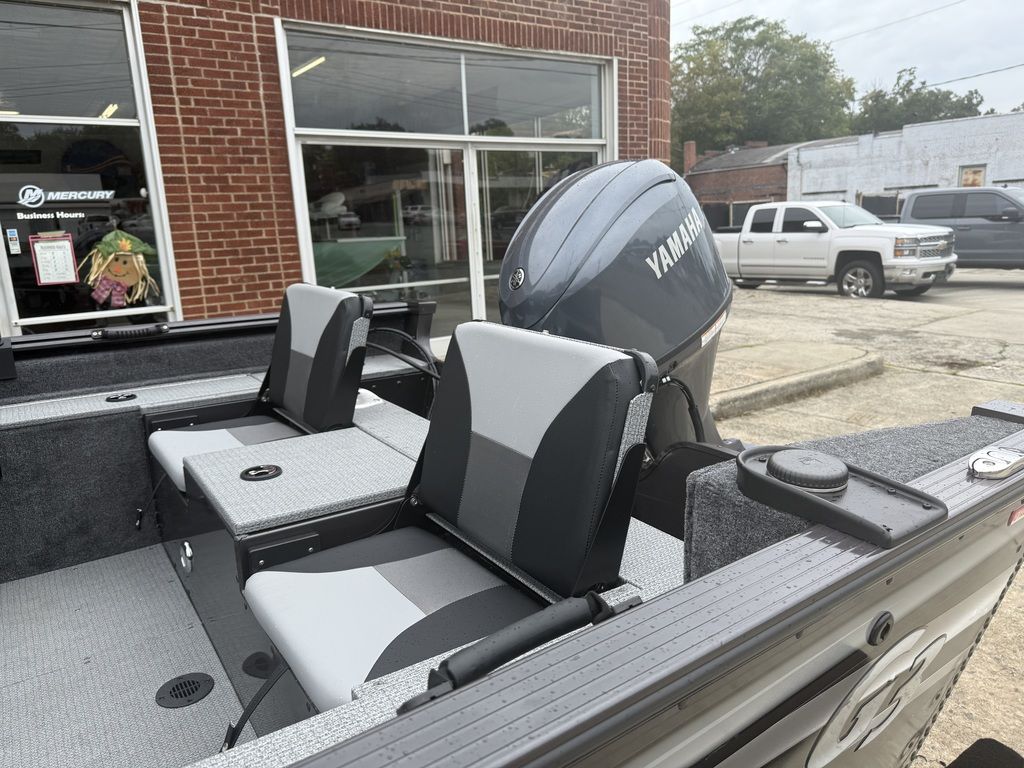 2025 G3 Angler V 164 C Boat