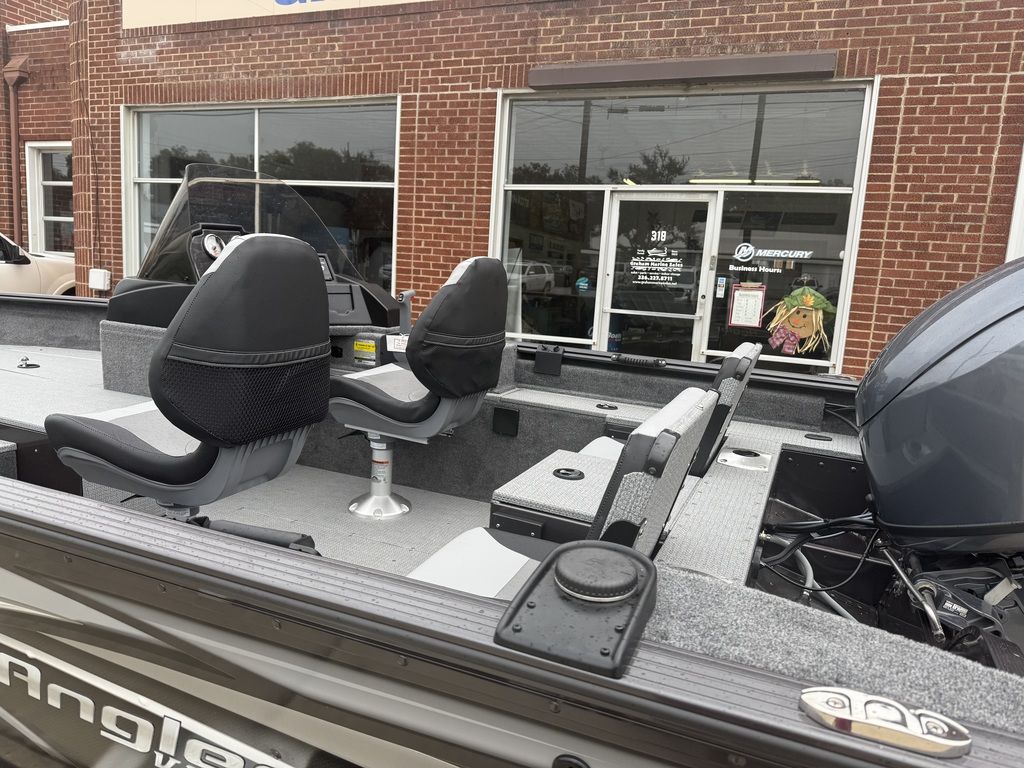 2025 G3 Angler V 164 C Boat