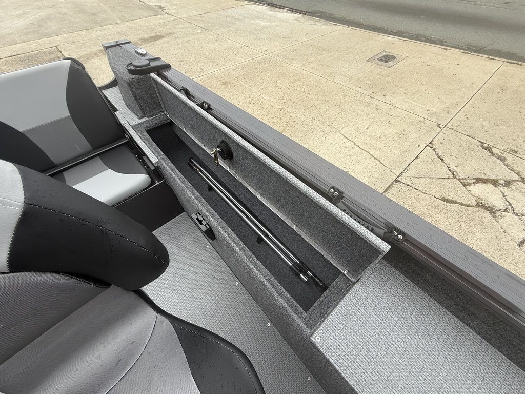 2025 G3 Angler V 164 C Boat