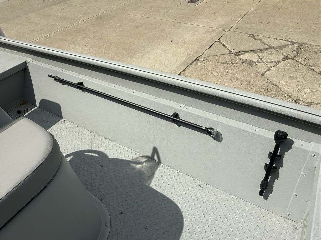 2025 SeaArk Shadow 18 j Center console Boat