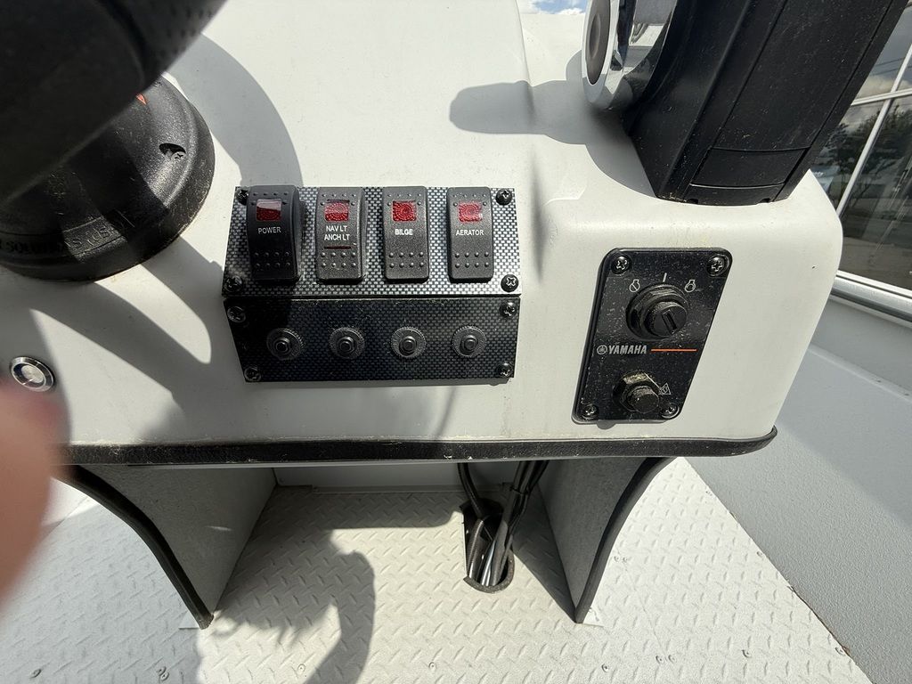 2025 SeaArk Shadow 18 j Center console Boat