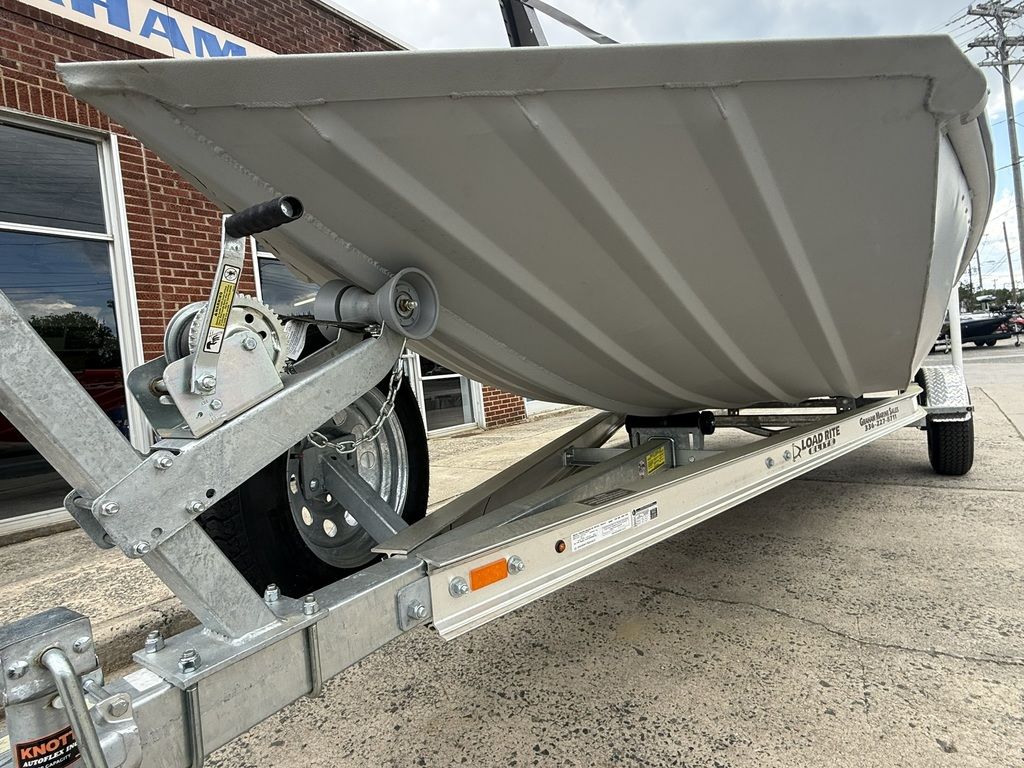 2025 SeaArk Shadow 18 j Center console Boat