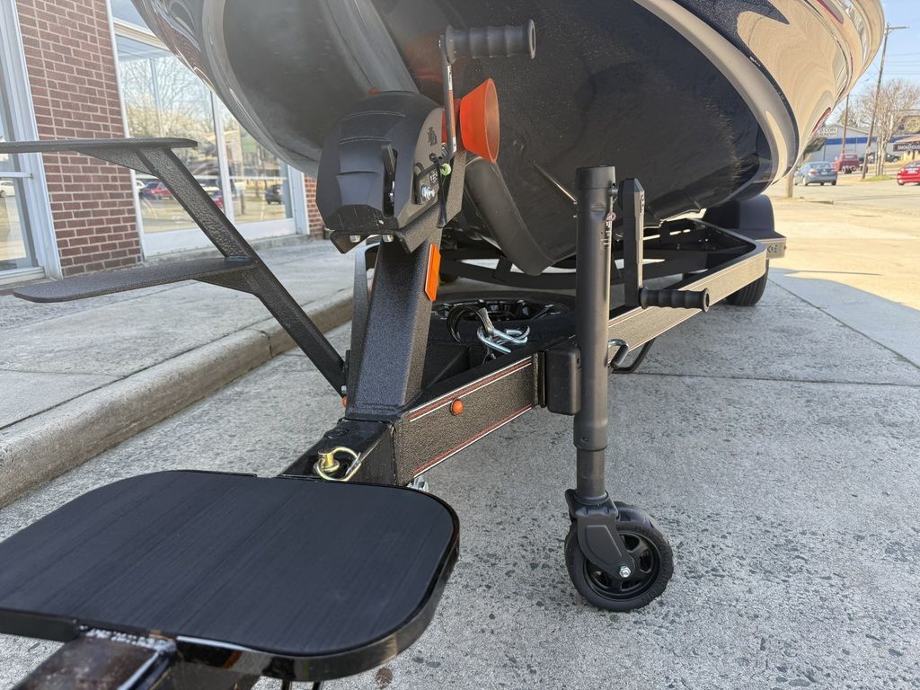 2026 Skeeter ZXE20 Boat