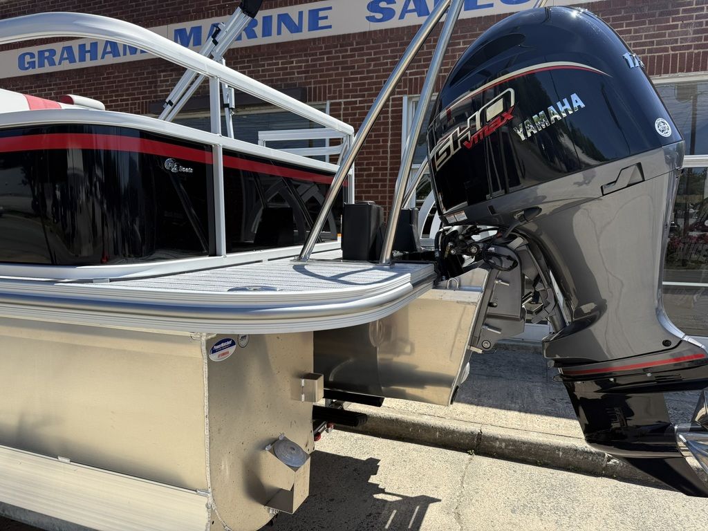 2026 SunCatcher Select 322SL Pontoon