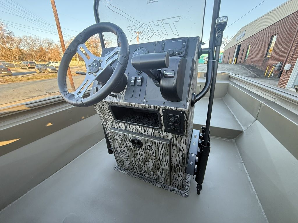2026 THOR Boats 1900 Lake Hammer Center Console Boat