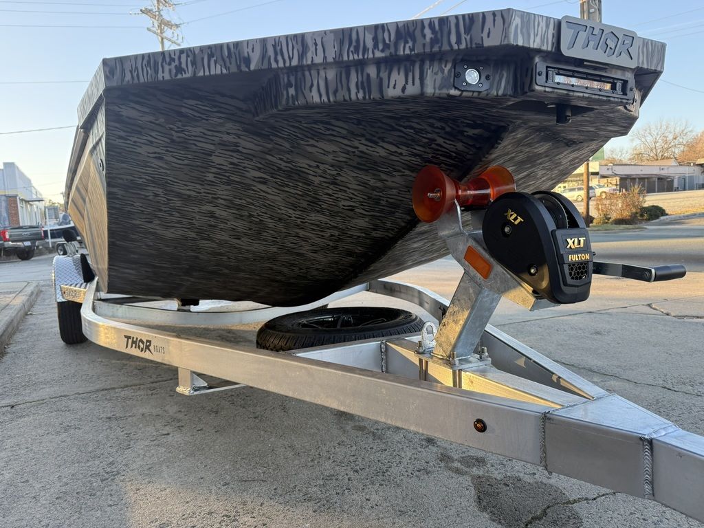 2026 THOR Boats 1900 Lake Hammer Center Console Boat