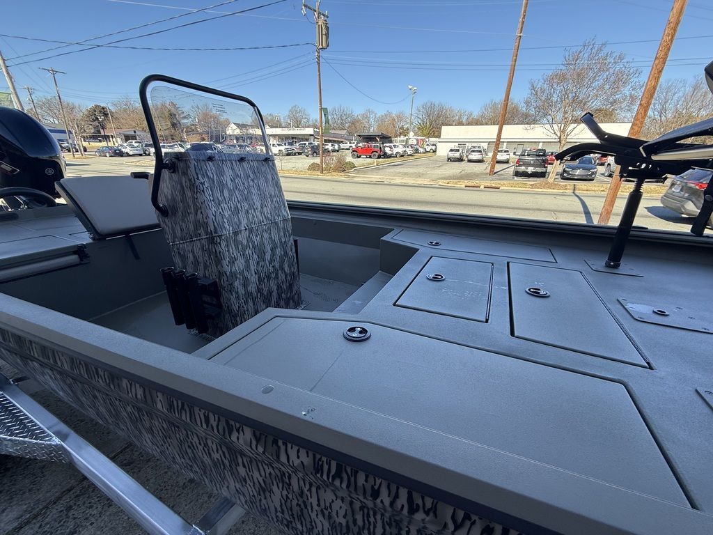 2026 THOR Boats 1900 Lake Hammer Center Console Boat