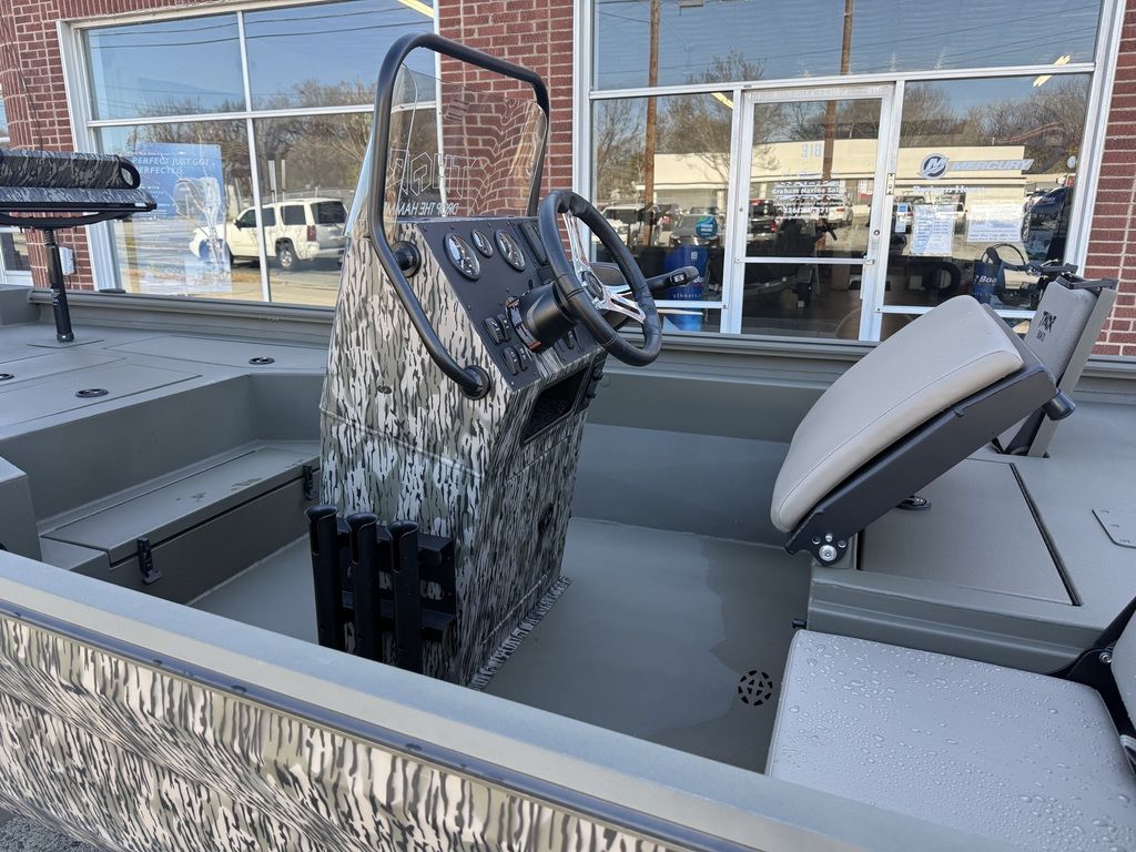 2026 THOR Boats 1900 Lake Hammer Center Console Boat