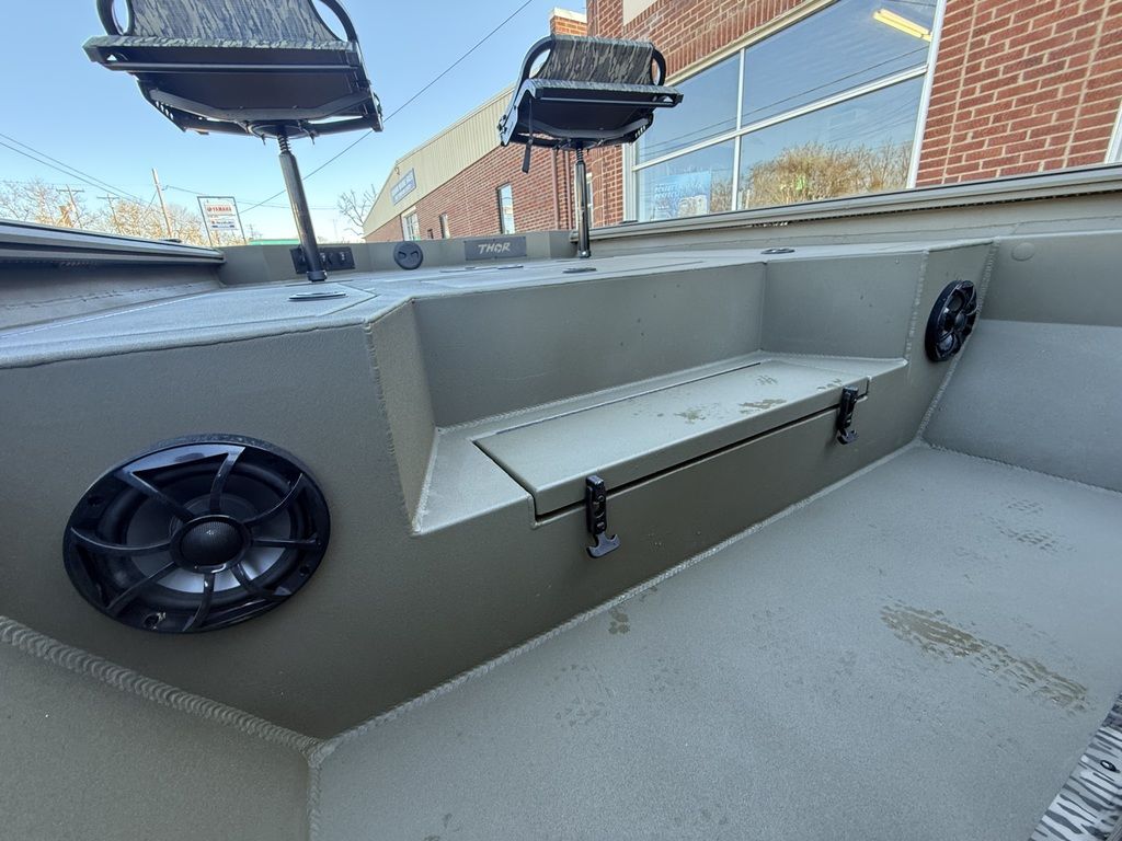 2026 THOR Boats 1900 Lake Hammer Center Console Boat