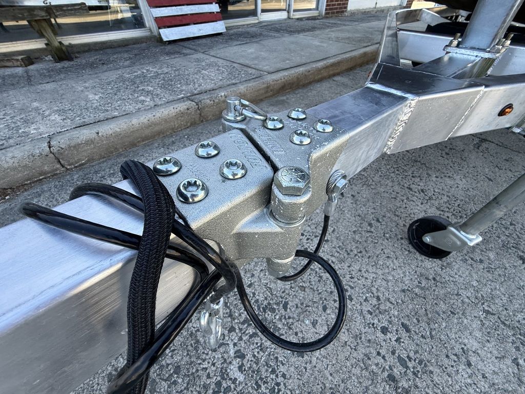2026 THOR Boats 1900 Lake Hammer Center Console Boat