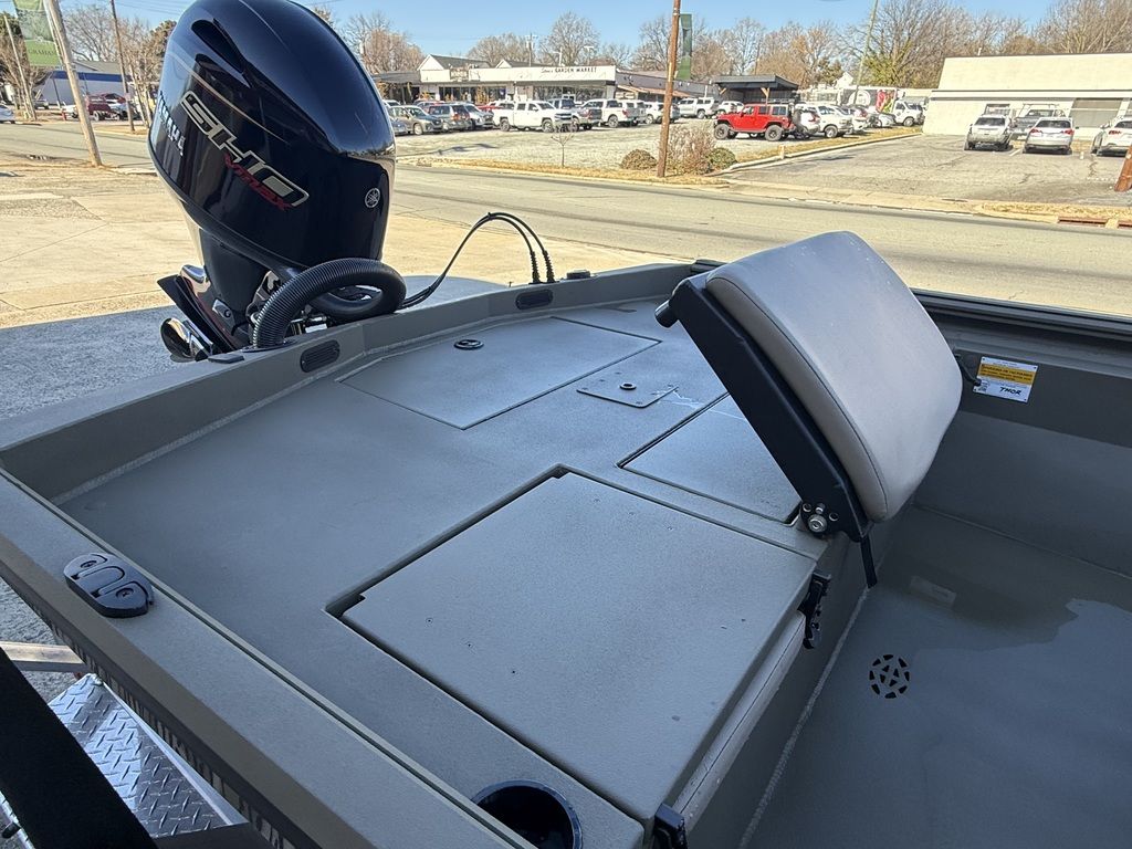 2026 THOR Boats 1900 Lake Hammer Center Console Boat