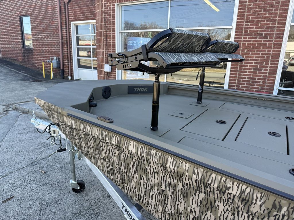 2026 THOR Boats 1900 Lake Hammer Center Console Boat