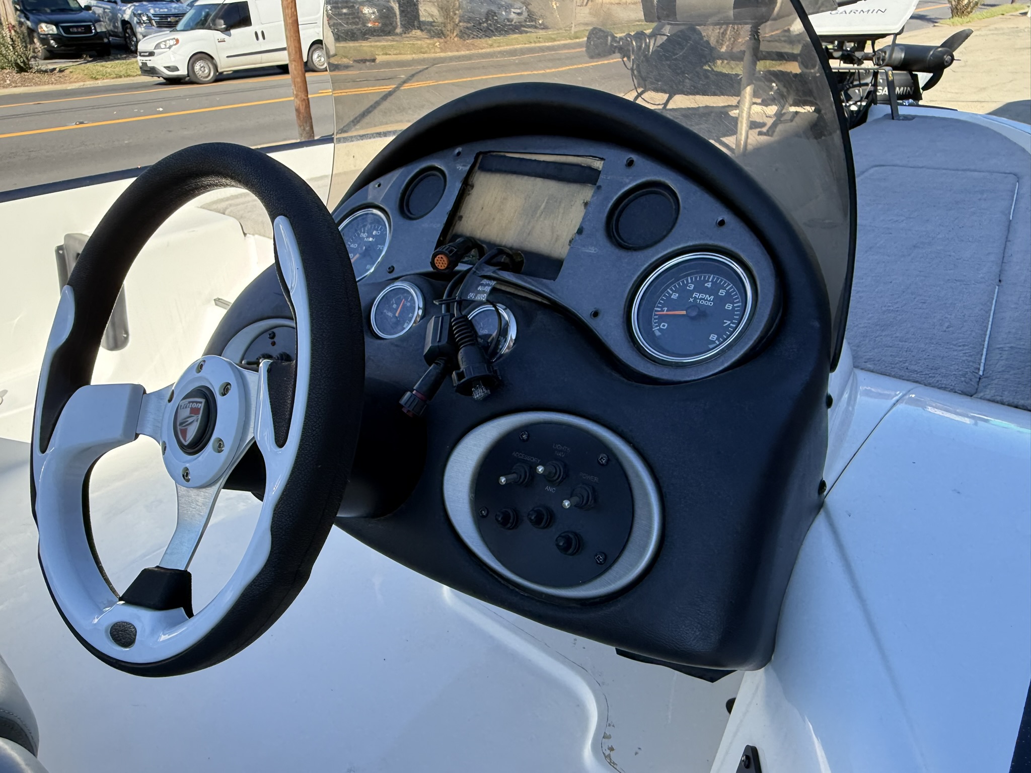 2009 Triton 19 Explorer Boat