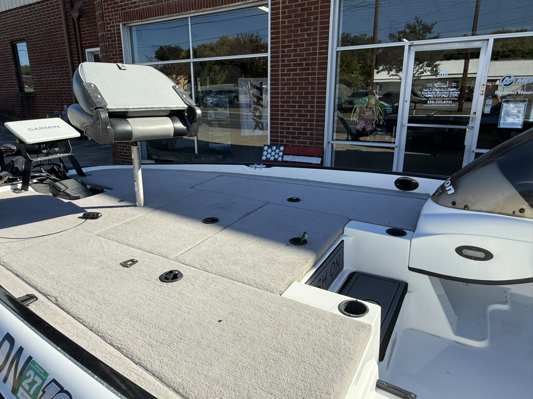 2009 Triton 19 Explorer Boat