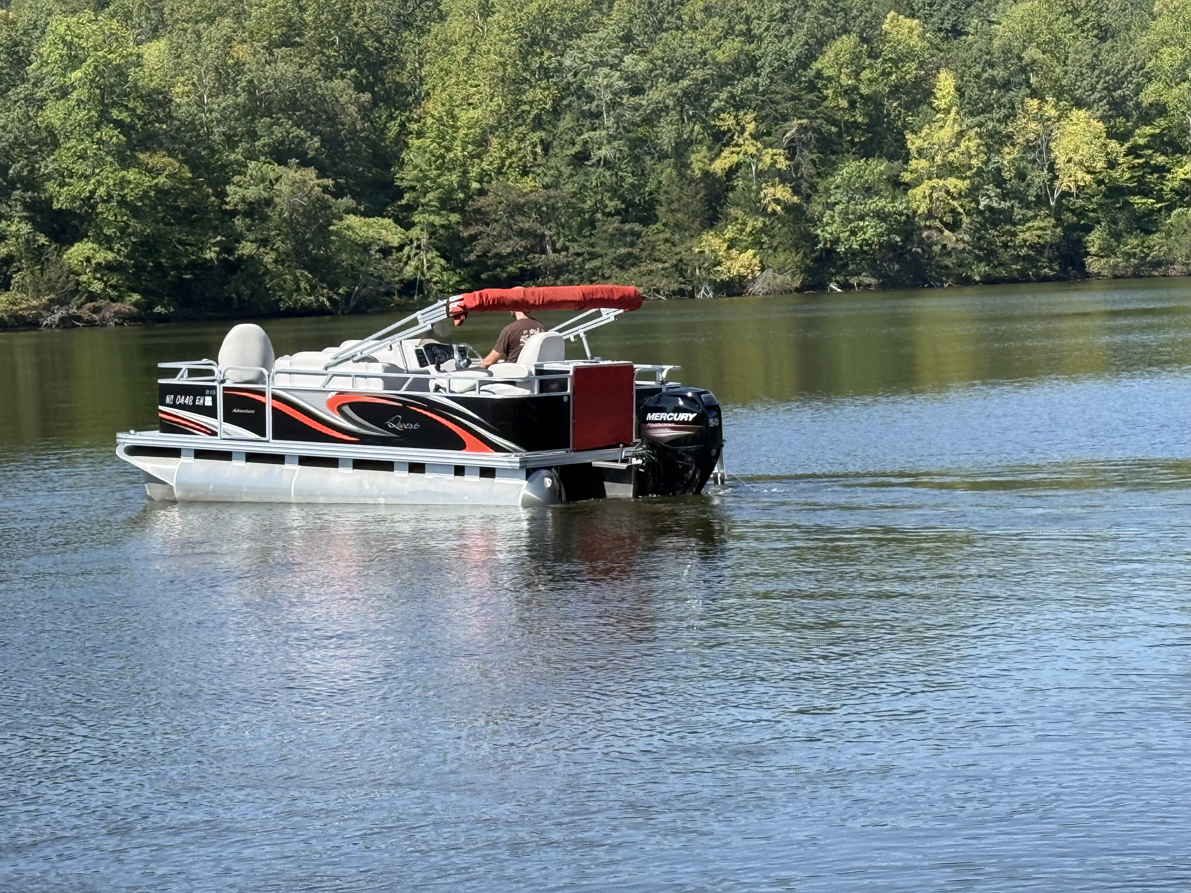 2017 Qwest Pontoons 7516 VX Cruise Boat